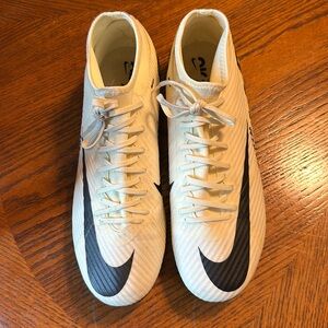 Nike Mercurial Zoom Superfly 9 Academy ~ Men’s 11